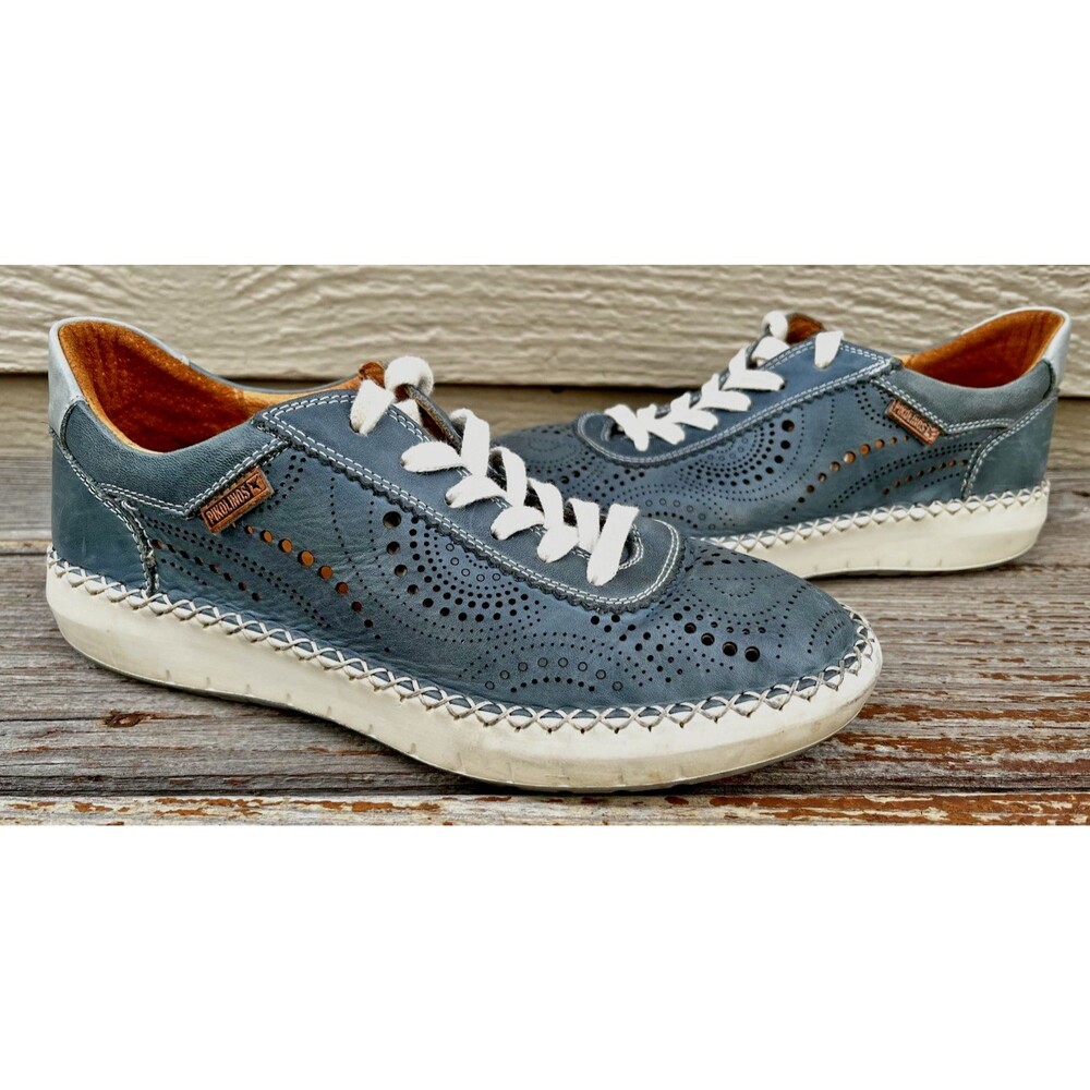 Pikolinos Mesina Women's 37 6.5-7 Lace Up Perforated Die Cut Leather Sneakers